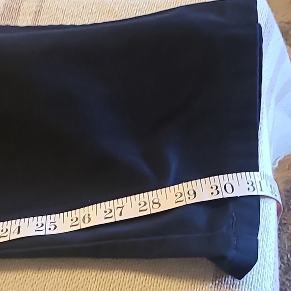 Wrangler workwear, men's black jeans sz. 34"x32.(#619) - Picture 4 of 15